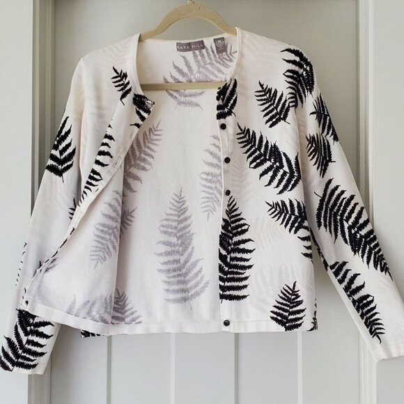 Kate Hill White Cardigan with Black Fern Leaves Imprints. Size S - Picture 2 of 13